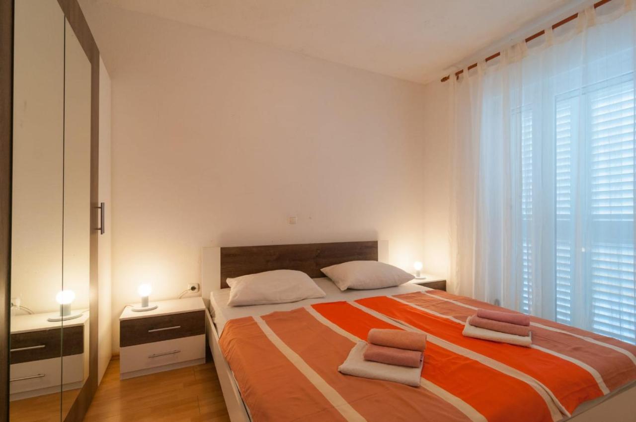 Apartment Stipic Омиш Экстерьер фото