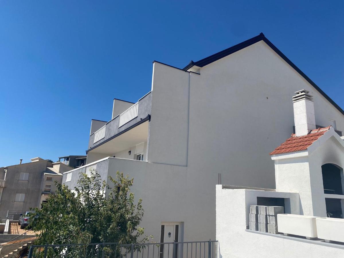 Apartment Stipic Омиш Экстерьер фото
